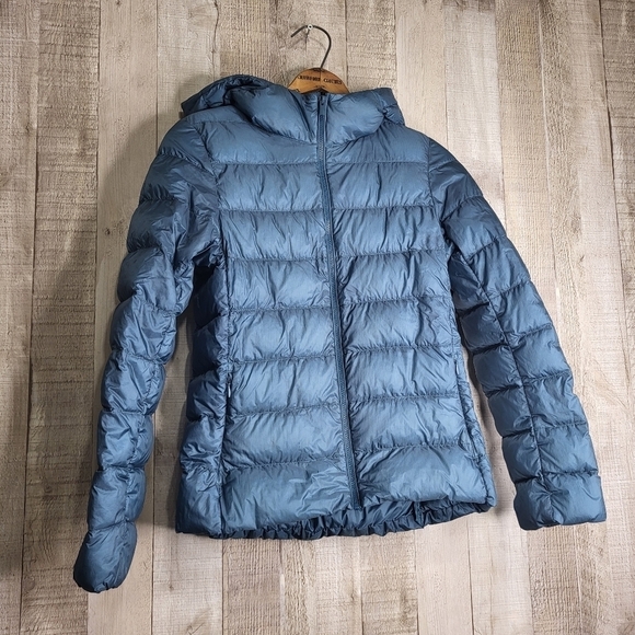 Uniqlo Ultra Light Down Blue Puffer Jacket. Size XXS - Picture 1 of 9